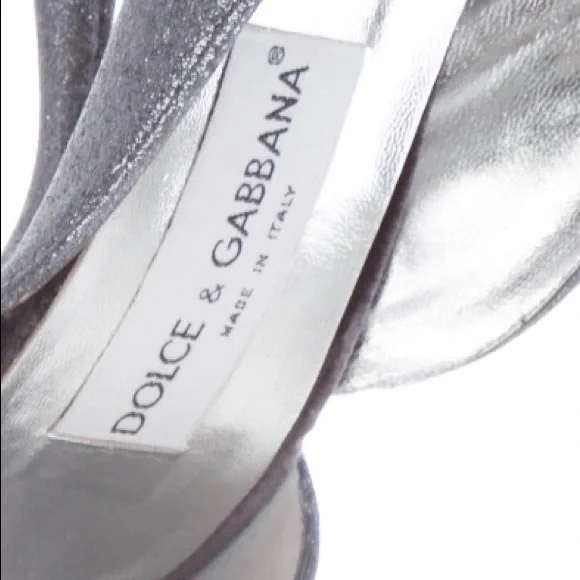 Dolce & Gabbana Silver Glitter round toe pumps! - Picture 4 of 17
